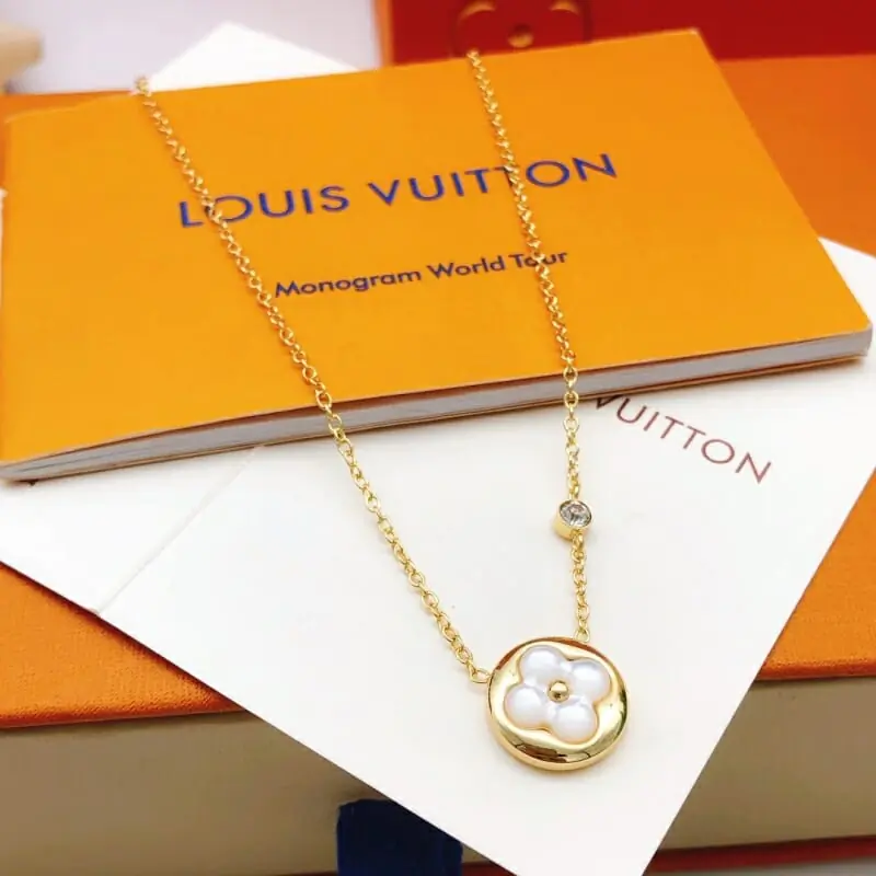 louis vuitton collier s_12534b42